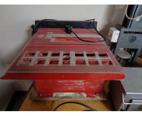 A Power Devil 10" table saw 