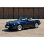1995 MG RV8 Just 2,300km from new