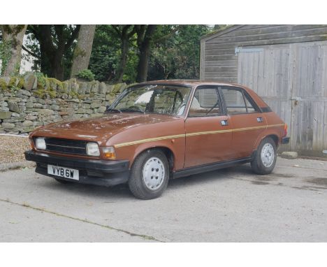 Registration No: VYB 6W Chassis No: AMHLF79D137888 MOT: Exempt • 46,788 recorded miles • Current V5c document, owners handboo