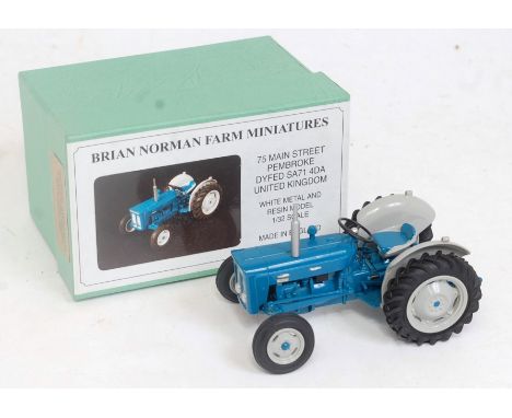 A Brian Norman farm miniatures 1:32 scale white metal and resin model of a Fordson Super Dexta tractor catalogue No. FM07 com