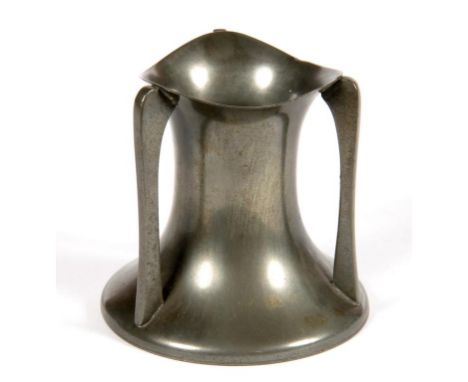 AN ARTS AND CRAFTS PEWTER SPOOL SHAPED AND THREE HANDLED VASE, PROBABLY FOR LIBERTY &amp; CO, BY W. HUTTON &amp; SONS, EARLY 
