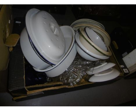 BOX OF KITCHENALIA INC. ENAMEL WARE