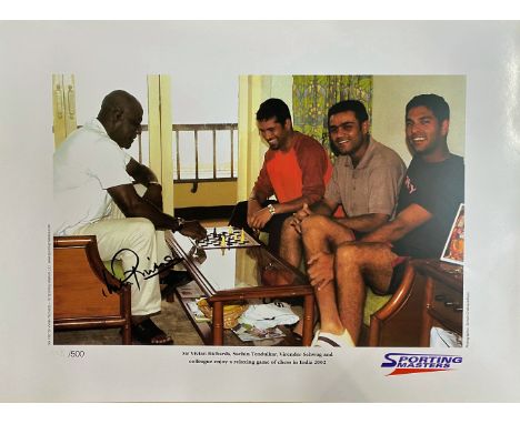 Viv Richards with Sachin Tendulkar signed limited edition print with signing photo Viv Richards, one of cricket's all-time gr