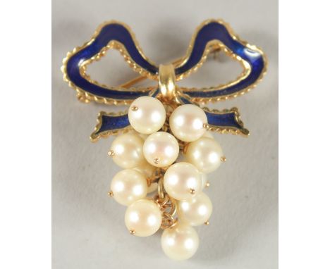 A 14CT GOLD BLUE ENAMEL AND PEARL BROOCH.