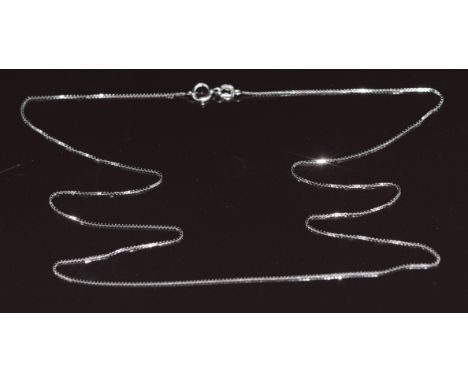An 18ct white gold chain, 1.3g&nbsp;