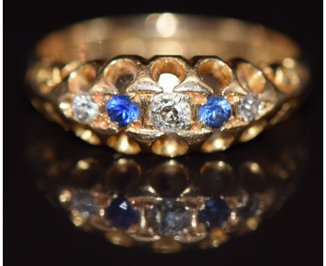 Edwardian 18ct gold ring set with diamonds and sapphires, Chester 1908, 3.3g, size K