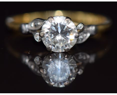 Art Deco 18ct gold ring set with a round cut diamond of approximately 0.93ct in a platinum setting, size N, 2.6g&nbsp;