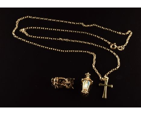 A 9ct gold chain, 9ct gold cross, 9ct gold and crystal charm and a 9ct gold brooch in the form of an owl, 4.8g&nbsp;