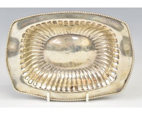 American silver bon bon dish, with beaded edge with American 925/1000 fine sterling and maker's mark for Whiting Manufacturin