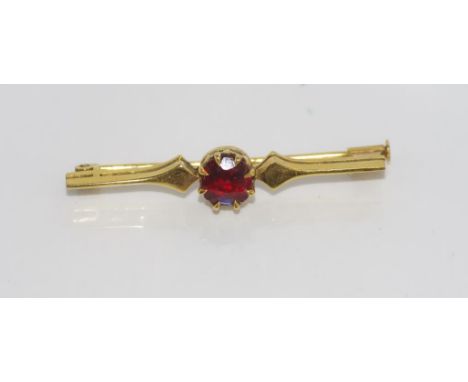 Russian 14ct (56 zolotnik) gold & ruby bar brooch Imperial Russian mark, weight: approx 4.1 grams