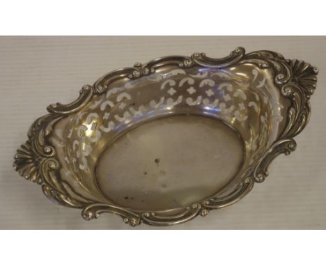 Montgomery Bros Sterling silver bon bon dish hallmarked to base, with pierced decoration, 130grams, W21cm approx