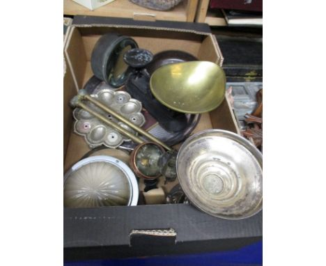 BOX CONTAINING MIXED SCALES, SILVER PLATED CENTREPIECE ETC