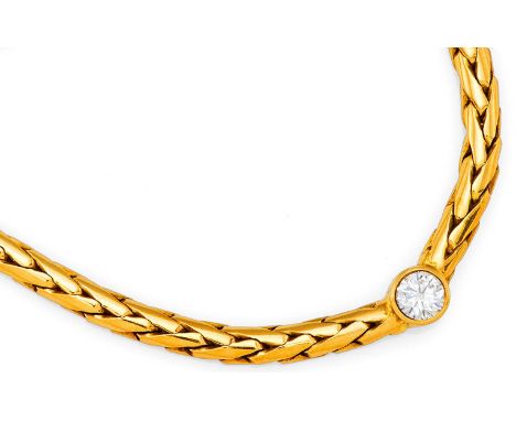   DIAMANT-COLLIER. DIAMANT-COLLIER.  Deutschland. Um 2000.   750/- Gelbgold, Punze, Gesamtgewicht: ca. 42,0 g. Länge 43,0 cm.