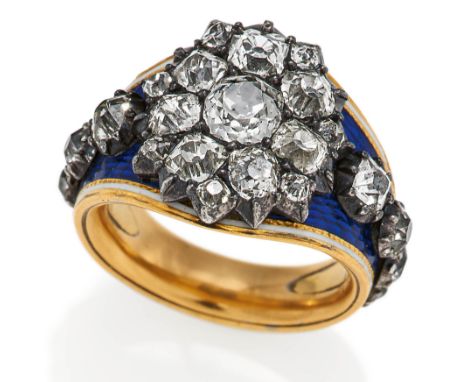   HISTORISCHER DIAMANT-EMAIL-RING. HISTORISCHER DIAMANT-EMAIL-RING.  Wohl Russland. Um 1900.   750/- Gelbgold, getestet, blau