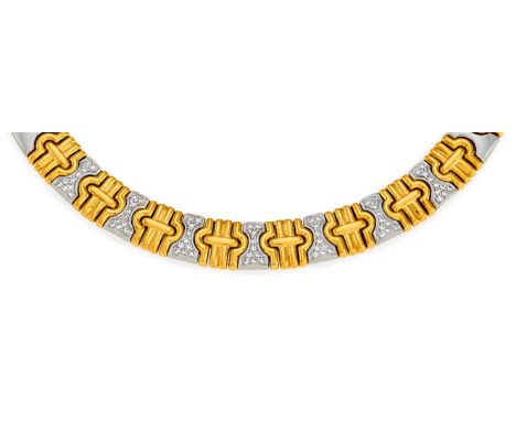   GOLD-DIAMANT-COLLIER. GOLD-DIAMANT-COLLIER.  Wohl Italien. Um 1970.   750/- Gelb- und Weißgold, Punze, Gesamtgewicht: ca. 9