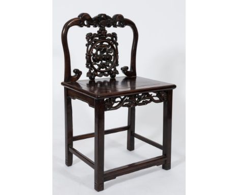 A Chinese carved Hua Li wood side chair:, the cartouche open back with shaped top rail and pierced splat decorated with cloud