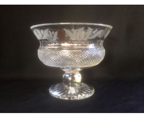 AN EDINBURGH CRYSTAL 'THISTLE' PATTERN PEACH MELBA BOWL  20cm diameter 17cm high, etched 'EDINBURGH CRYSTAL' to the star cut 
