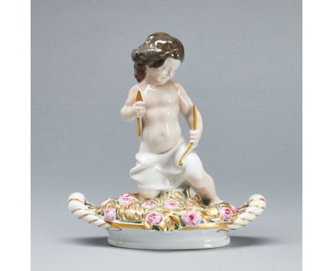 Amor in Rosen - Ferdinand LiebermannPhilipp Rosenthal &amp; Co., Selb Kunstabteilung um 1920. Porzellan, weiß, glasiert. Poly