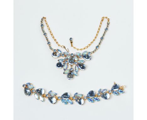 ALICE CAVINESS - Vintage Strass-Set (2 Teile)Collier, Armband Alice Caviness, New York. Metall, Goldfarben. Strass. Collier-L
