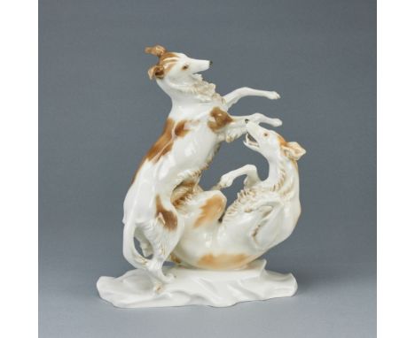 Zwei spielende Windhunde - Max Hermann FritzPorzellanfabrik Lorenz Hutschenreuther, Selb Abteilung für Kunst 1920-1938. Porze
