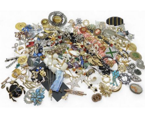 Collection of costume jewellery, to include many brooches, some designers marked to include Monet, Adrian Mann, Sarah Cov Can