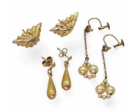 Three pairs of 9ct gold earrings, one pair with faux pearl drops, weight together 5.9gms Condition Report:Available upon requ