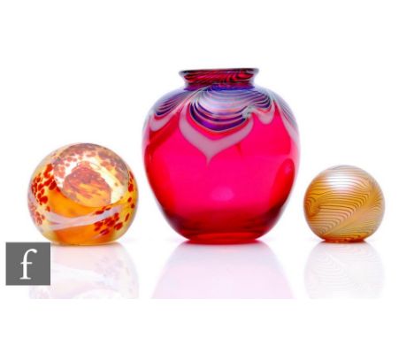 A contemporary Dean Hopkins for Okra studio glass vase, of ovoid form with short everted rim, decorated to the shoulders with
