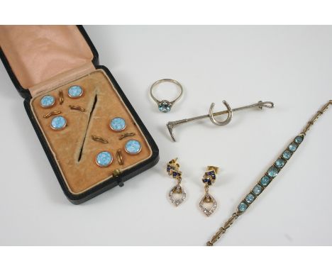 A QUANTITY OF JEWELLERY including a zircon set bracelet, a zircon single stone ring, a silver hunting stock pin, a pair of sa