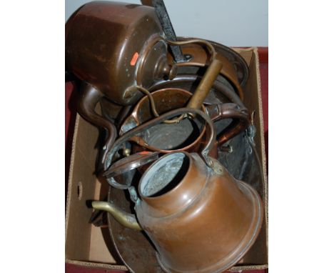 A box of miscellaneous metalwares to include helmet shaped coal scuttle, copper range kettle etc