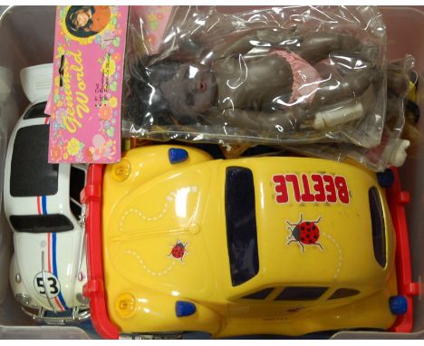 A collection of assorted children's toys and games to include Bayko building set, modern Chinese dolls, puppet etc