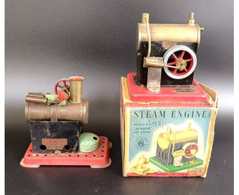 An ESL model steam engine No 1530, and a steam engine part (2)