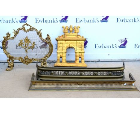 Brass fire fender, fire back of architectural form with squirrel finial, fire guard and another fire fender (5)        