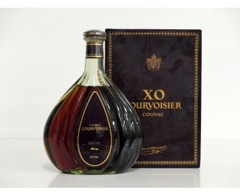 1 1.5 litre bt Courvoisier XO Cognac oc 40% vsl ull