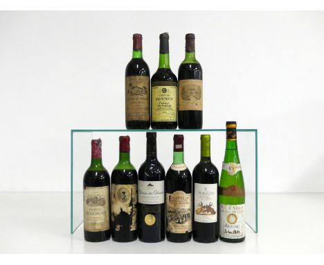 1 bt Castillo de Mudela Valdepeñas 1971 vts, bs 1 bt Ch. Meyney Prieuré des Couleys 1974 St-Estephe base of neck, vsl bs 1 bt