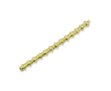 BRACELET 'BAMBOO' EMAILComposé d'une monture semi-articulée et émaillée,  poinçon français pour l'or 18K (750°/00), poinçon d