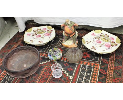 A box of sundries to include a Royal Doulton figure "Falstaff" (HN2054), three rose decorated tazzas, an amethyst marbled gla