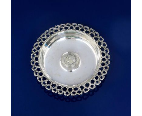 HRH The Prince of Wales and Lady Diana Spencer 1981 a silver commemorative Royal Wedding dish designed by Stuart Devlin, with
