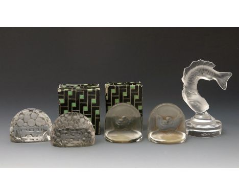 'Paniers de Fruits' two Lalique clear and frosted glass menu holders designed by Rene Lalique, comprising apples and cherries