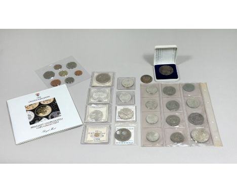 Konvolut Münzen 29 tlg, bestehend aus: 10 DM Münze Arthur Schopenhauer 1988, 5 Deutsche Mark (Silberadler) 1971, mit Echtheit