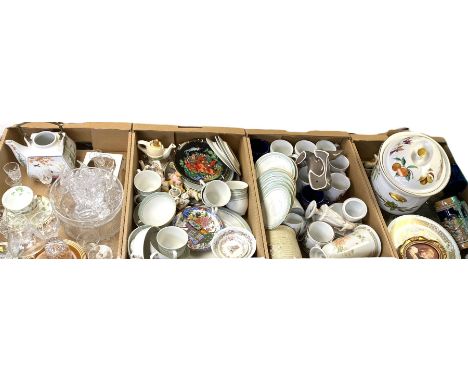Collection of ceramics, including Royal Doulton Berkshire tea wears, Brambley Hedge trinket dish and bowl, Lurpak butter dish