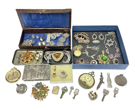 Silver jewellery, including ingot pendant, cameo ring and earrings and bracelet, together with a collection of costume brooch