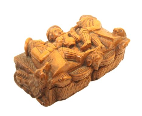 A Scottish ïblind manÍ sycamore snuff box the lid deeply carved with three male figures in a tavern after Tam OÍShanter, the 