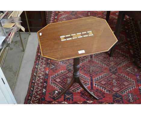 A mahogany side table on tripod supports with inset cribbage board to centre, 49 cm x 34 cm x 66 cm high