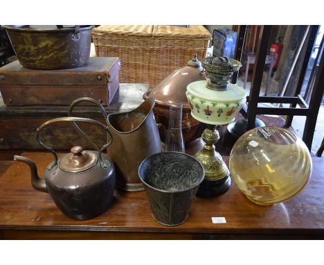 A brass oil lamp with painted brass reservoir and spiral globular shade to/w antique copper kettle, jug and embossed pail