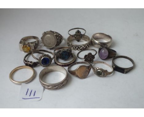 Sixteen various silver rings      