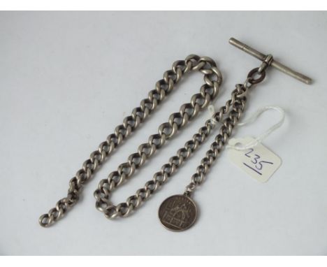 A silver curb link watch albert      