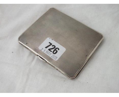 A cigarette case with engine turned exterior, 131g   