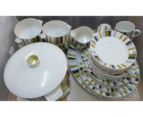 Midwinter retro tablewares including two tureens and covers, soup bowls and plates **PLEASE NOTE THIS LOT IS NOT ELIGIBLE FOR