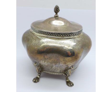 A silver sugar basin with hinged lid, Birmingham 1902, 205g 