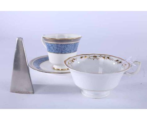 LOT OF CERAMICS
including a set of four gilt mid-19th century Staffordshire tea cups and saucers, three 19th century floral c